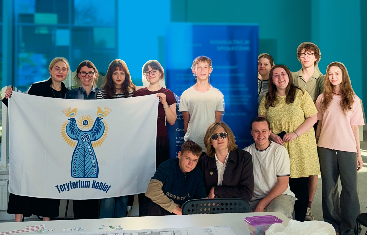 Спільнота Terytorium Kobiet із прапором фундації